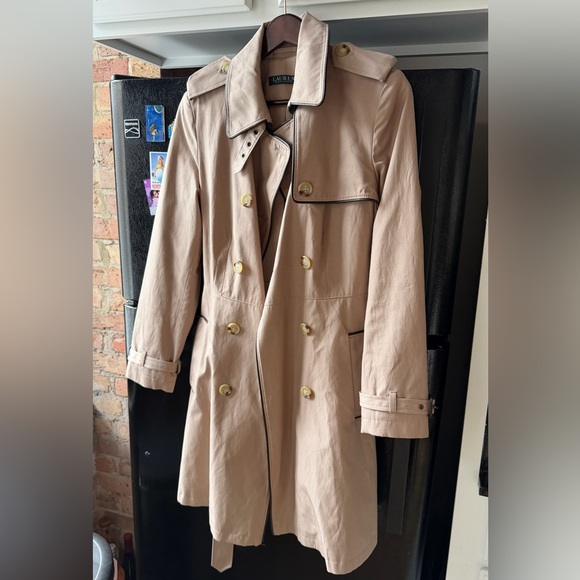 Ralph Lauren Beige Double-Breasted Classic Trench Coat - Picture 7 of 9
